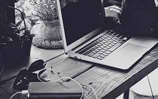 《障目 / Cling to Blindness》现已发售！